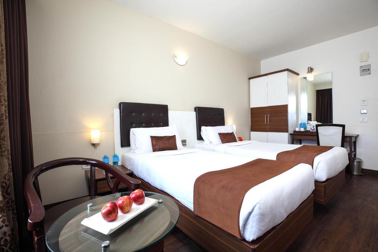 Avexia Premiere Agra Otel Dış mekan fotoğraf