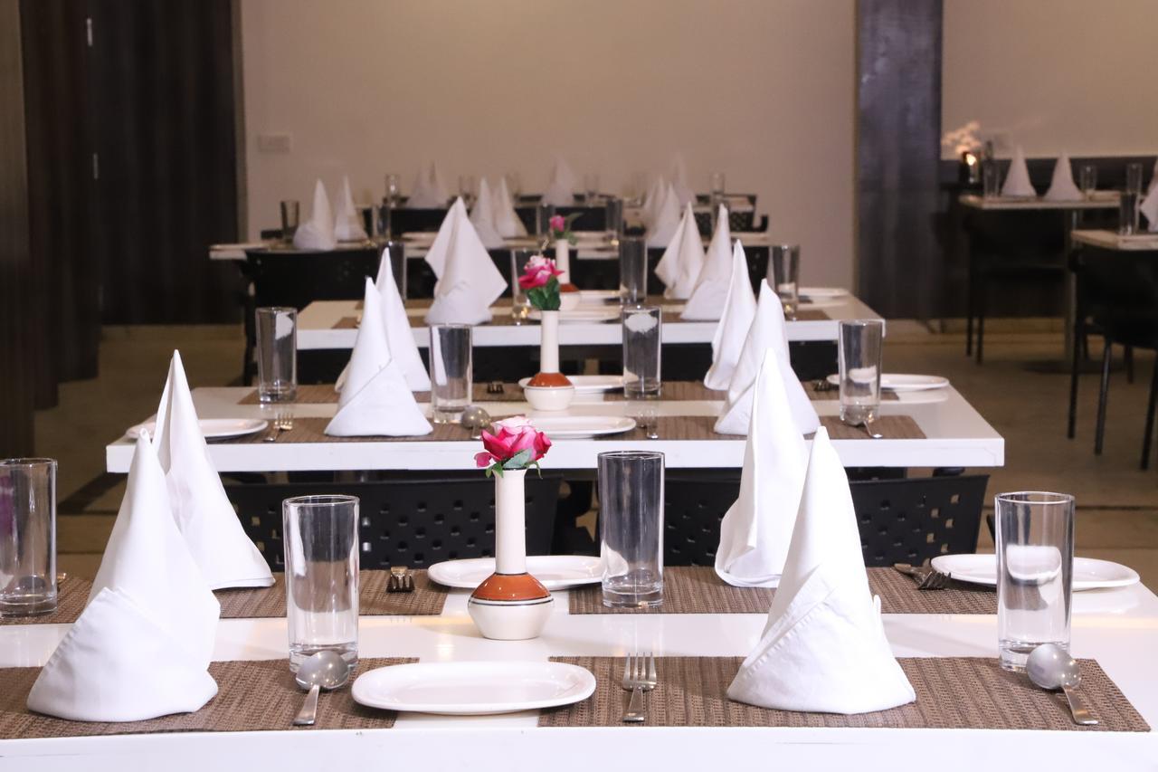Avexia Premiere Agra Otel Dış mekan fotoğraf